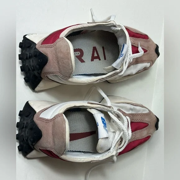 New Balance 327, in a white, pink, and red colorway size 7.5 - Picture 14 of 14